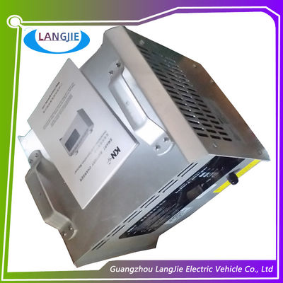 品質  Lead Acid Car Battery Charger Suitable For Compact Design Of Electric Club Cars 工場